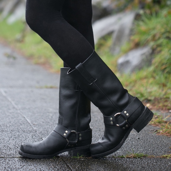 Frye Classic Black Harness Boot 12R (EUC) - Picture 1 of 8